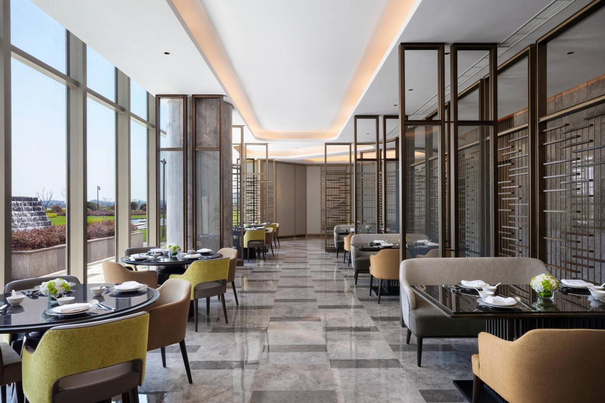 Xuzhou Marriott Hotel Lakeview Exterior foto